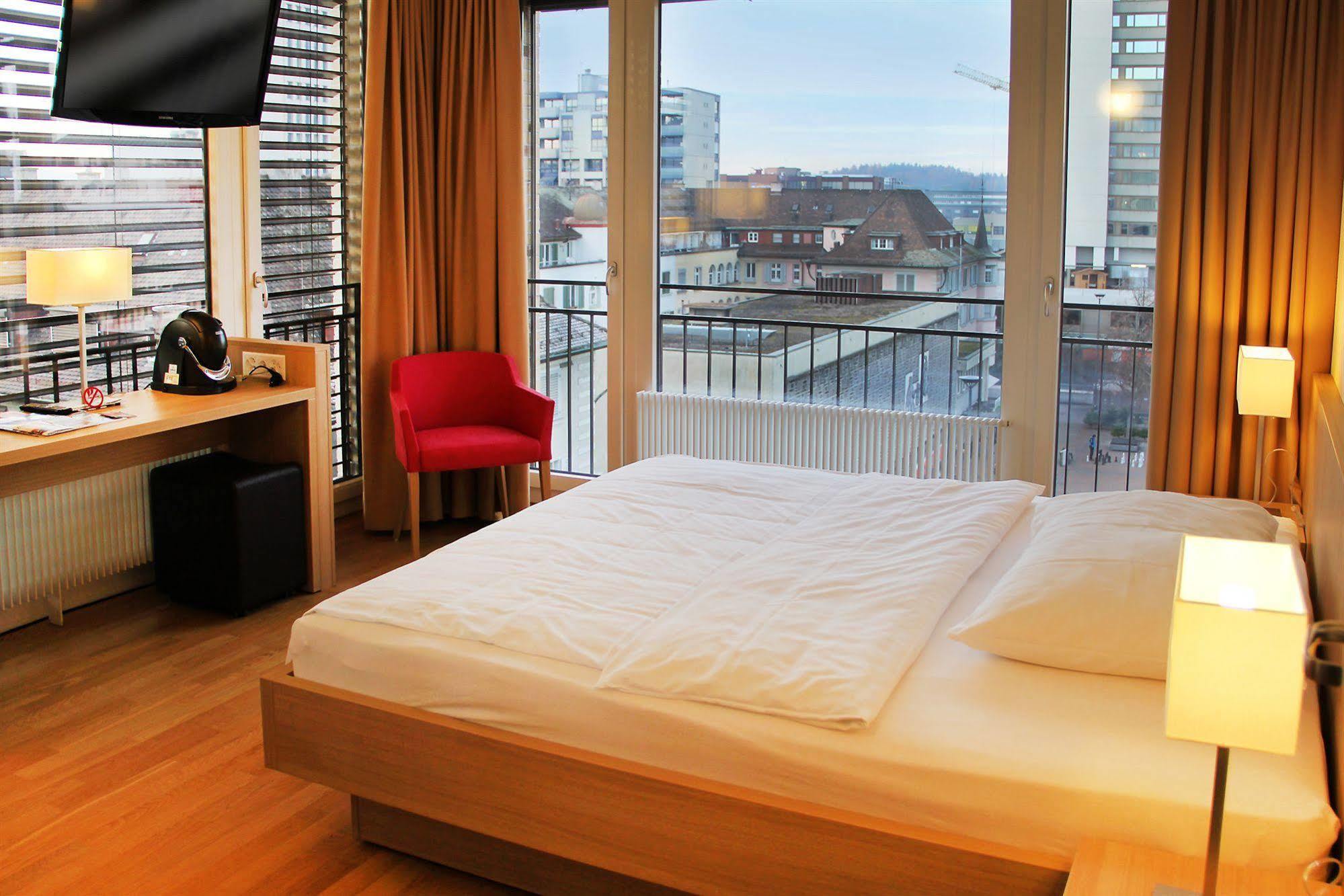 Hotel Oerlikon Inn Zürich Exterior foto